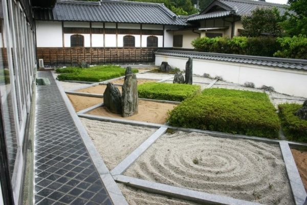 Японский сад-сад камней